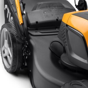 Stiga Akku-Rasenmäher mit Radantrieb Combi 548e S Kit mit 5 Ah Akku und Ladegerät