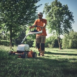 STIHL Akku-Rasenmäher RMA 7 RV ohne Akku und Ladegerät